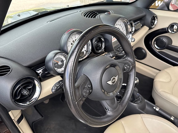 MINI Cooper 8 of 25