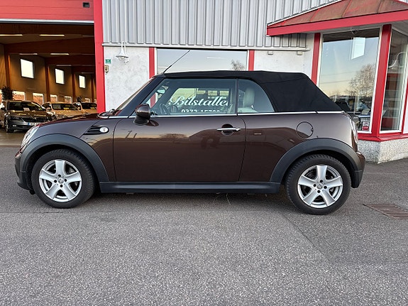 MINI Cooper 24 of 25
