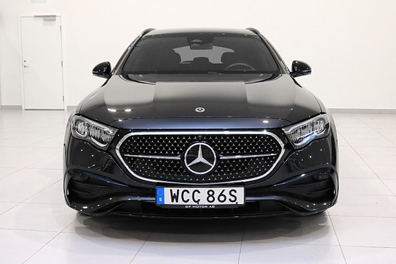 Mercedes-Benz E300 de 8 of 30
