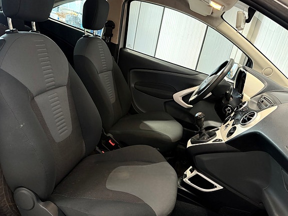 Ford Ka 6 of 8