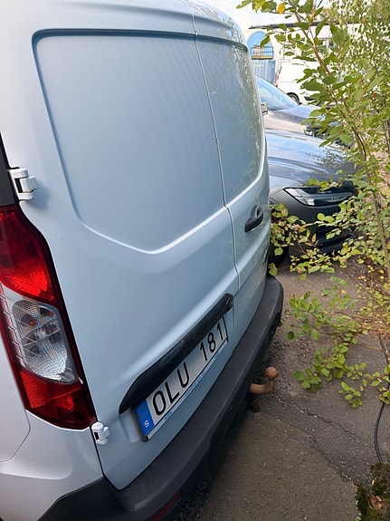 Ford Transit Connect 6 of 8