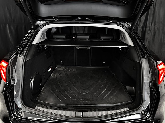 Alfa Romeo Stelvio 17 of 30