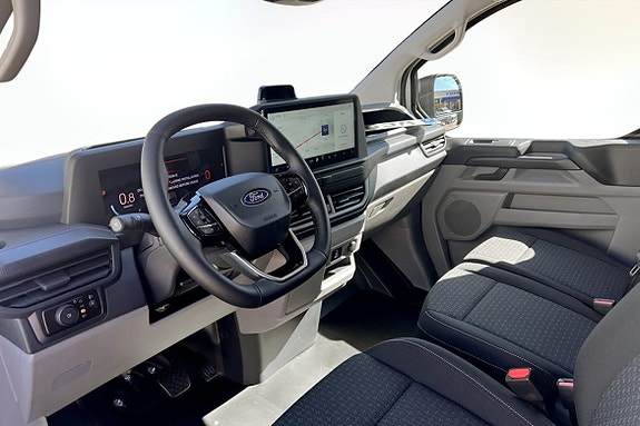 Ford Transit Custom 7 of 10