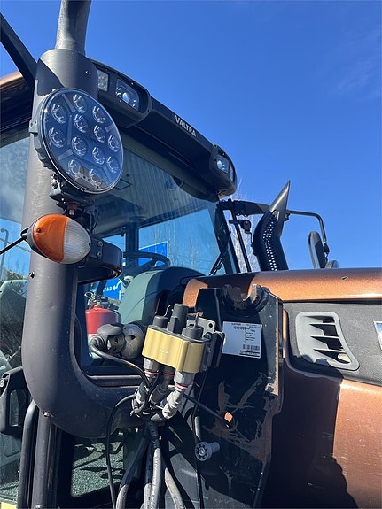 Valtra T202 Direct 60th Anniversary 2 of 11