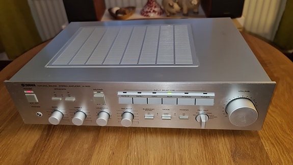 Vintage hifi Yamaha A-500 förstärkare från 80 talet