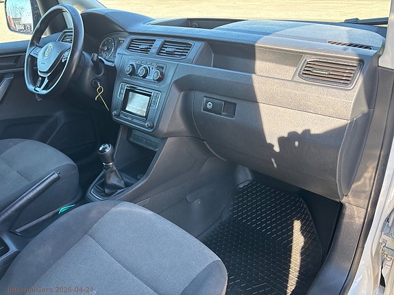 Volkswagen Caddy 12 of 24