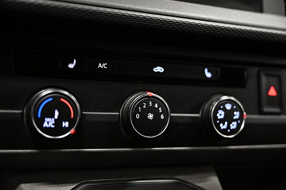 Volkswagen Transporter 30 of 30