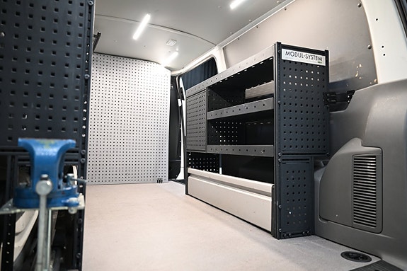 Volkswagen Transporter 11 of 30