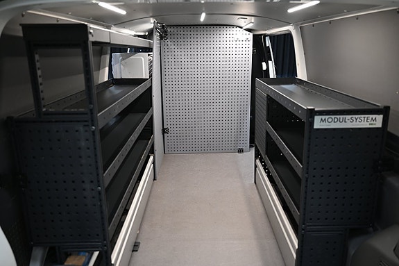 Volkswagen Transporter 10 of 30