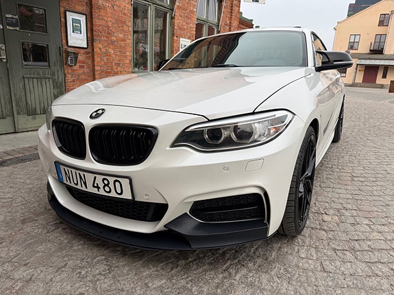 BMW M235i 5 of 20