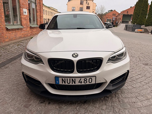 BMW M235i 10 of 20