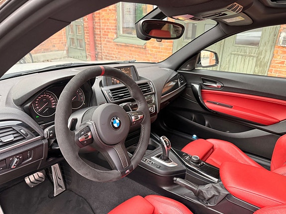 BMW M235i 13 of 20