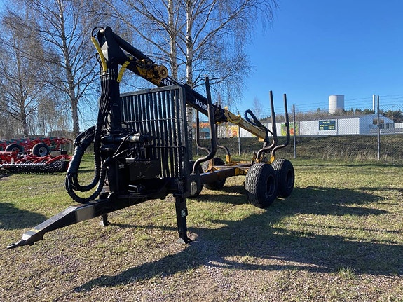 Moheda Skogsvagn 10 ton med 260 TL kran