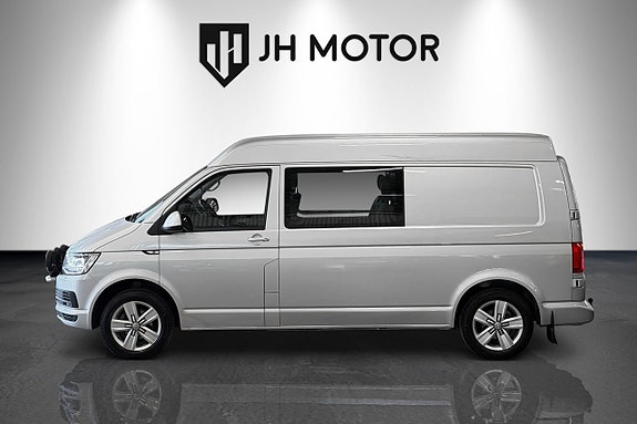 Volkswagen Transporter 2 of 5