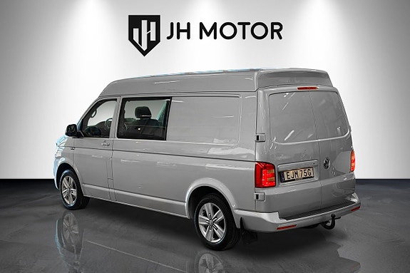Volkswagen Transporter 3 of 5