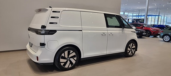 Volkswagen ID. Buzz 3 of 5