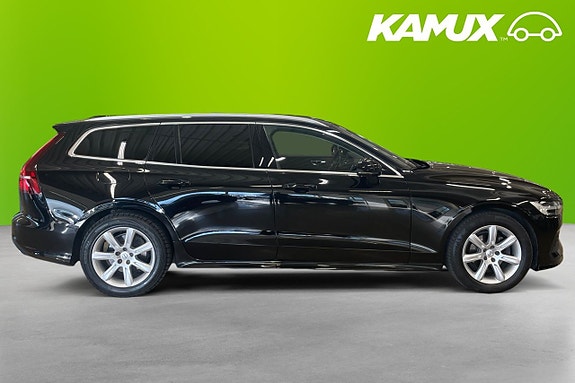 Volvo V60 2 of 5