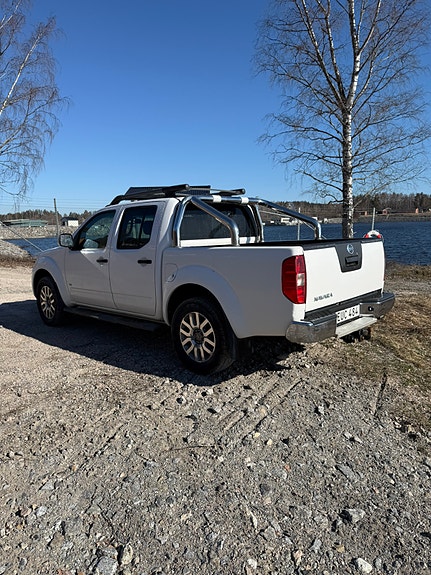 Nissan Navara 3 of 6
