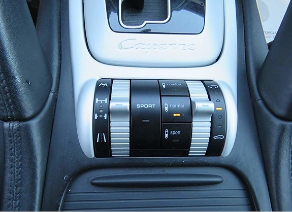 Porsche Cayenne GTS 11 of 12