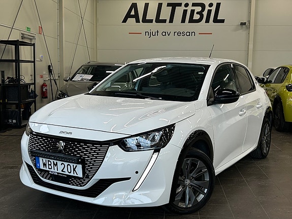 Peugeot e-208