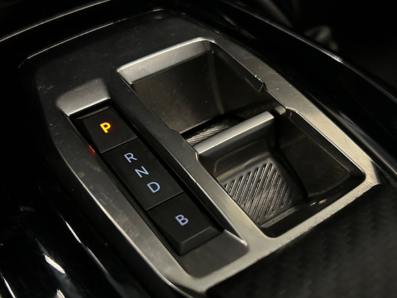 Peugeot e-208 20 of 27