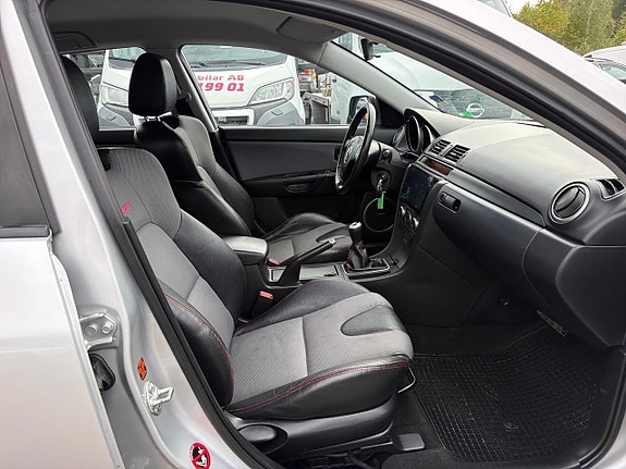 Mazda 3 13 of 28