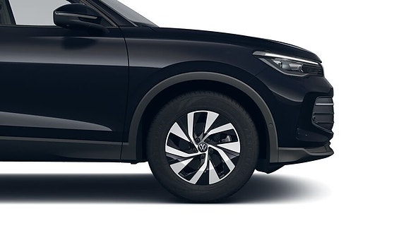 Volkswagen Tiguan 3 of 8
