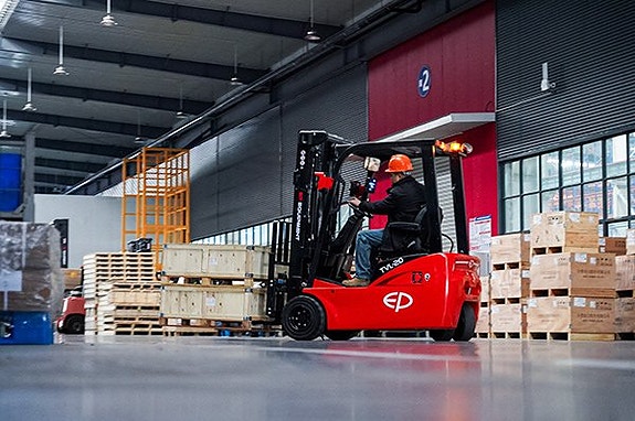 Eltruck 1.5–2.0 ton, Lit -Kraftfull & smidig 3-hjul (EP TVL)