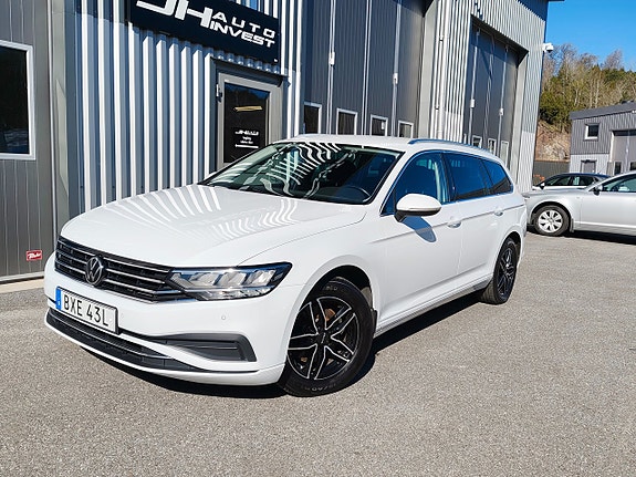 Volkswagen Passat 12 of 27