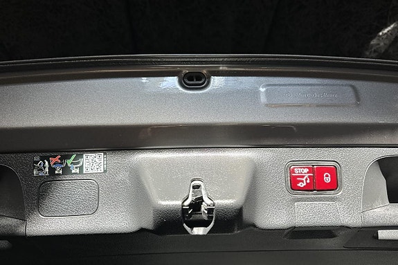 Mercedes-Benz CLA200 18 of 26