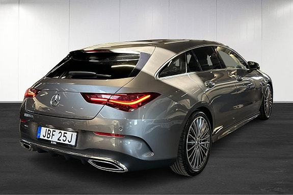 Mercedes-Benz CLA200 4 of 5