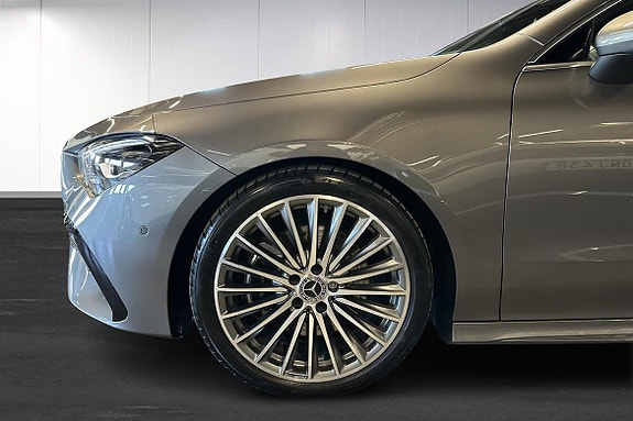 Mercedes-Benz CLA200 6 of 26