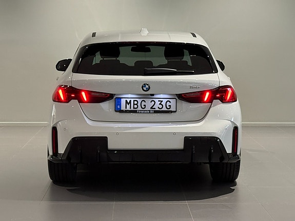 BMW 120 4 of 5
