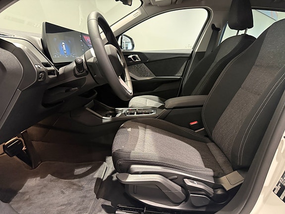 BMW 120 10 of 18