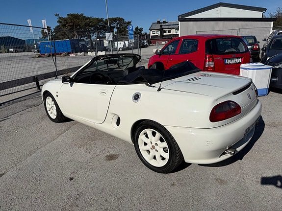 MG F 13 of 28