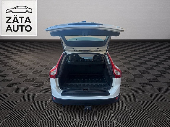 Volvo XC60 5 of 5
