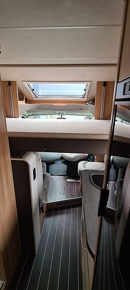Knaus 650 MEG Sky wave "automat + långbädd + Alde" 16 of 18