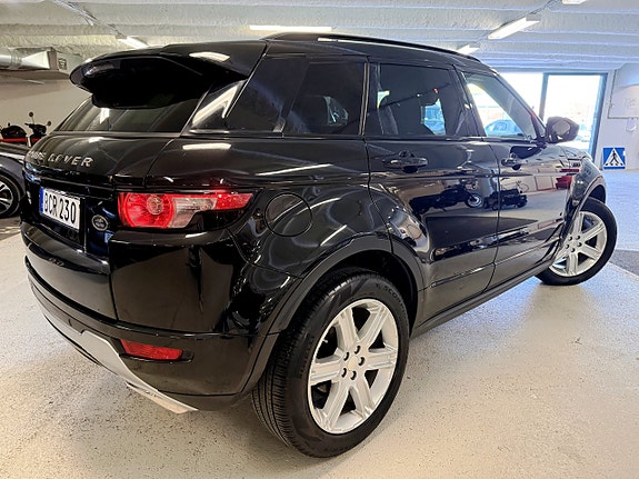 Land Rover Range Rover Evoque 4 of 5