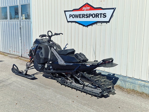 Lynx Shredder RE 3700 850 E-tec Turbo R Black Edition 3 of 3