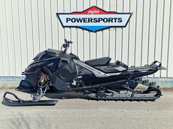 Lynx Shredder RE 3700 850 E-tec Turbo R Black Edition