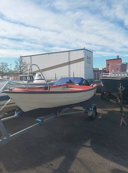 Hanö 480 + suzuki 15hk 4-takt (2022) 2 of 5