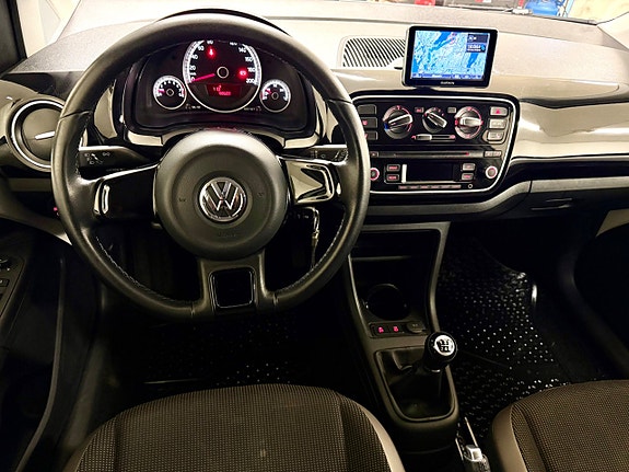 Volkswagen UP! 10 of 16