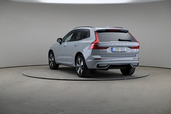 Volvo XC60 2 of 30