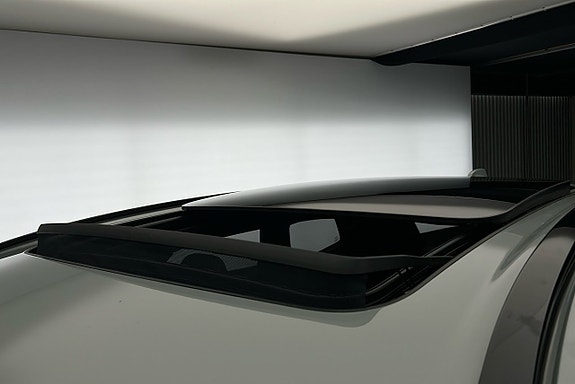 Volvo XC60 23 of 30