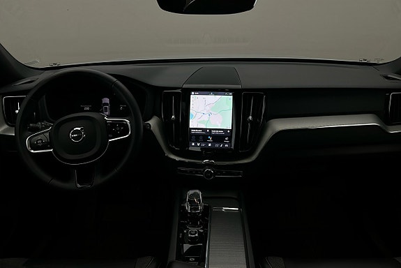 Volvo XC60 6 of 30