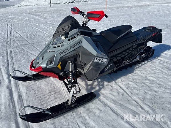 Snöskoter Polaris SKS 650