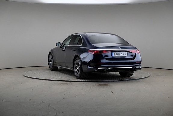 Mercedes-Benz E300E 2025 photo 2