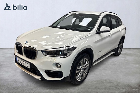 BMW X1 2 of 5