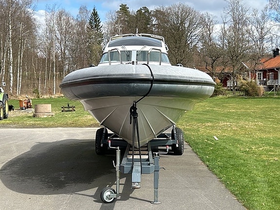 RIB Unlimited 36 Explorer, ink trailer 2 of 5