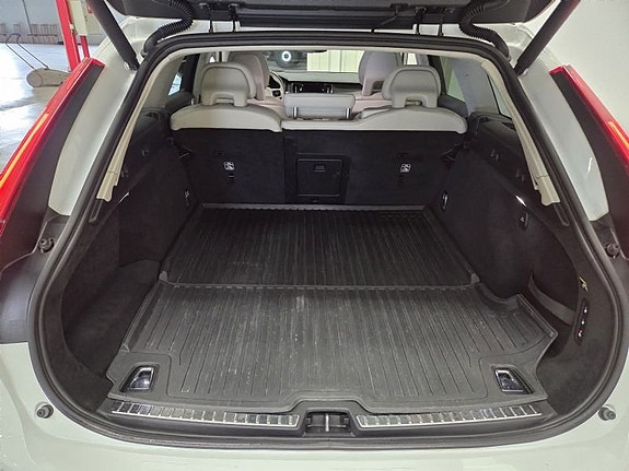 Volvo V90 8 of 10